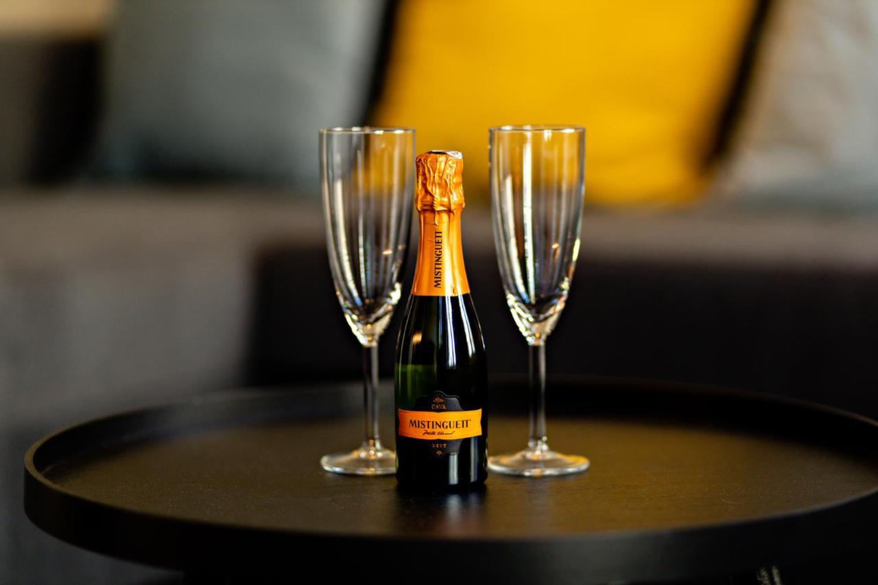 Luxury Suites Princess By Rikas Hotels Antwerpia Zewnętrze zdjęcie